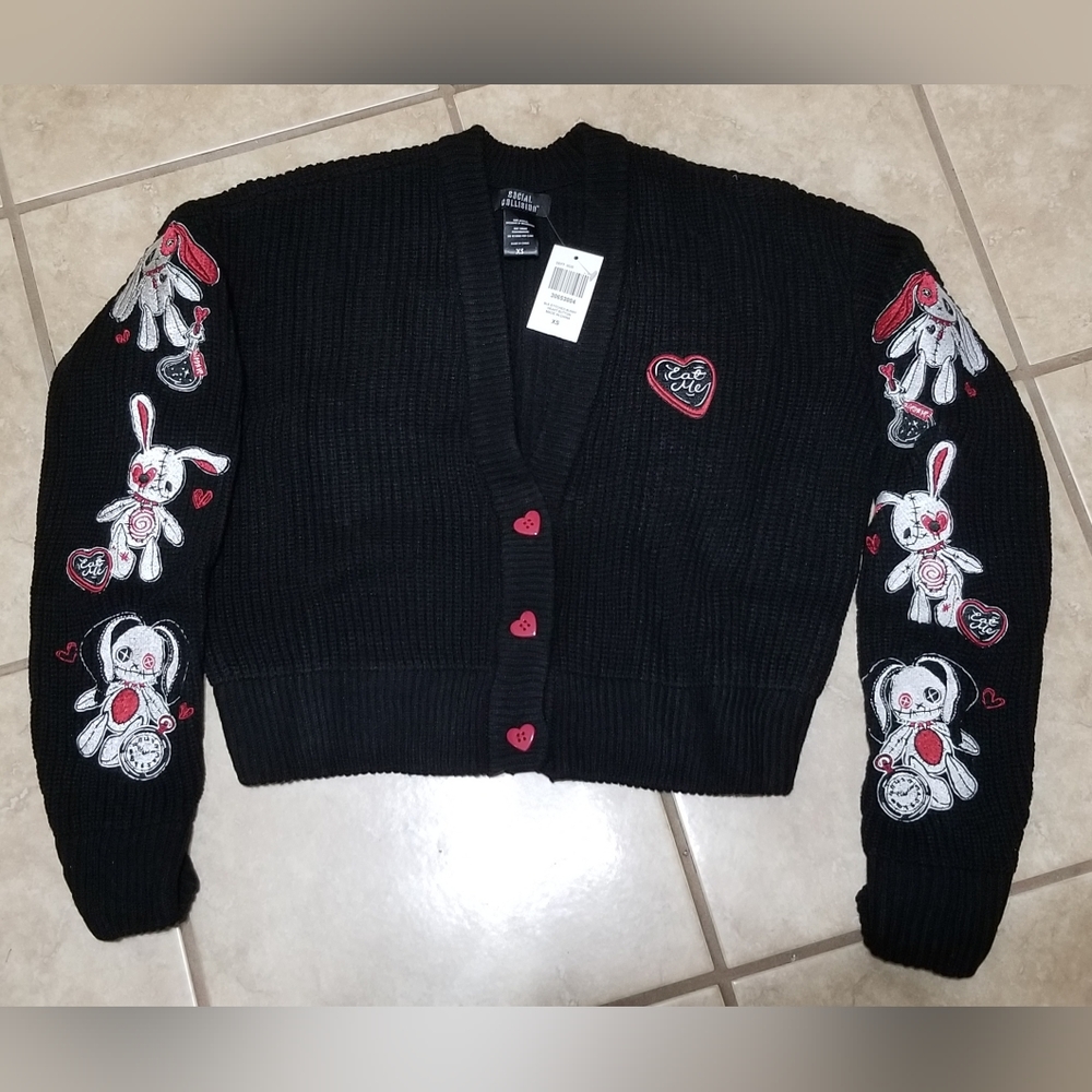Social Collision Stitched Bunny Heart Button Cropped Knit Cardigan (XS)